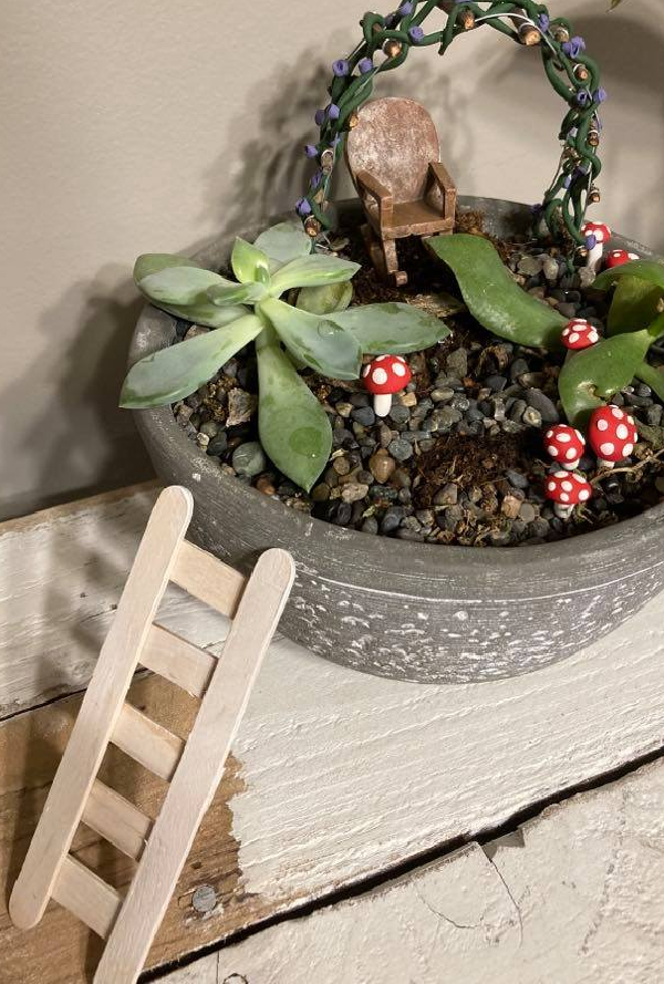 popsicle stick ladder for fairy garden