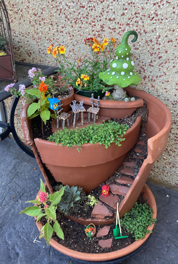 completed DIY Broken Pot Fairy Garden