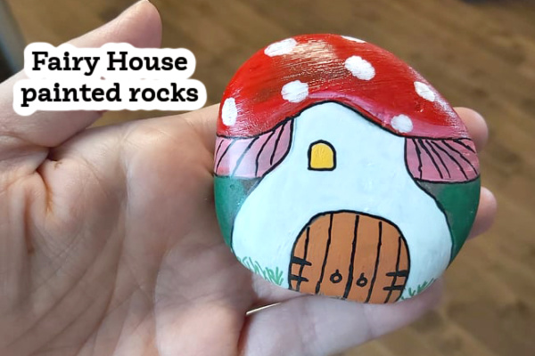 fairy house painted rock (1)
