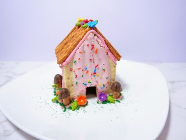 edible fairy house made with poptarts