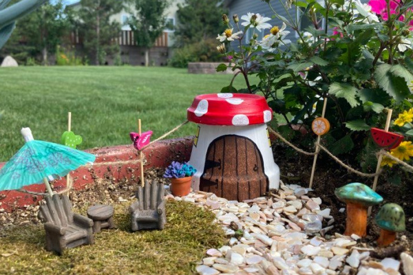 toadstool fairy house in fairy garden